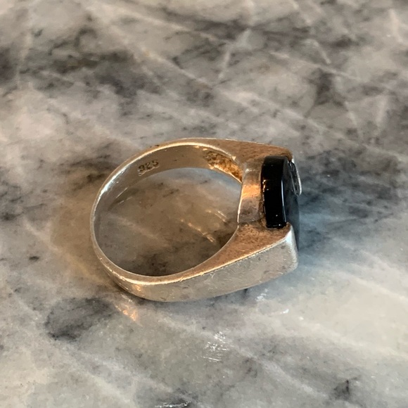 Sterling Silver Ring Black Onyx Stone Stamped 925 Size 7 Vintage Minimalist - Picture 3 of 12